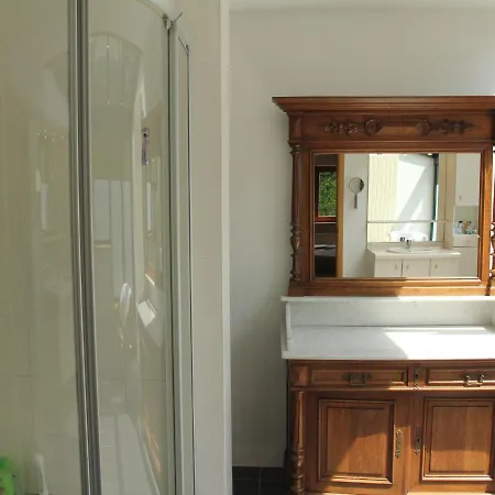 Cozy In Marche En Famenne With Private Pool וילה איי