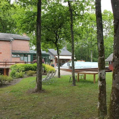 וילה Cozy In Marche En Famenne With Private Pool איי