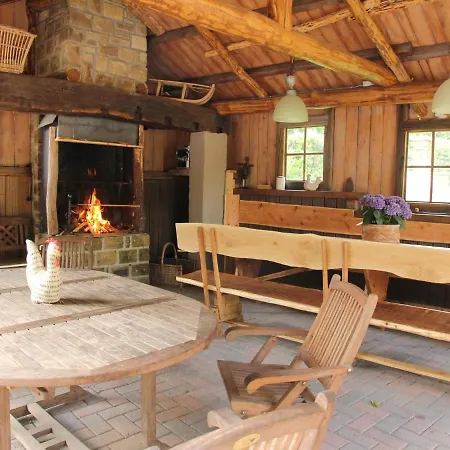 Cozy In Marche En Famenne With Private Pool איי