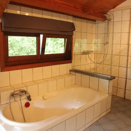 Cozy In Marche En Famenne With Private Pool * איי
